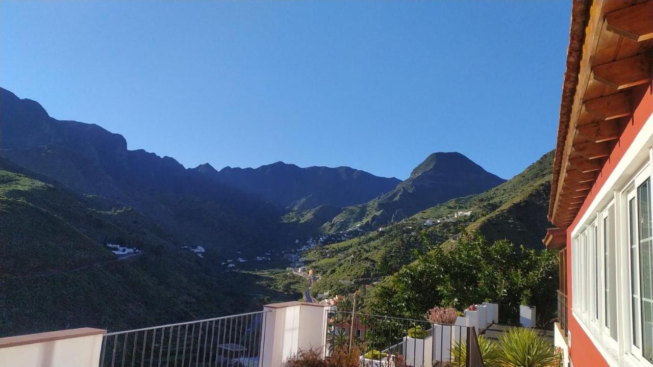 Casa La Sabina Roja 1 - Casa Con Impresionantes Vistas Sobre Hermigua Y El Mar Екстериор снимка